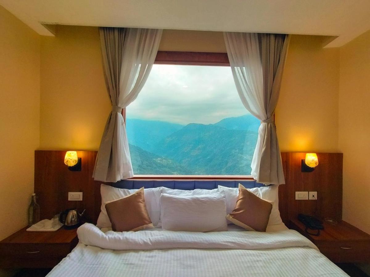 Sila Norphel Pelling Hotell Exteriör bild