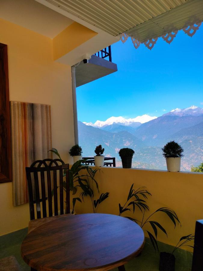 Sila Norphel Pelling Hotell Exteriör bild
